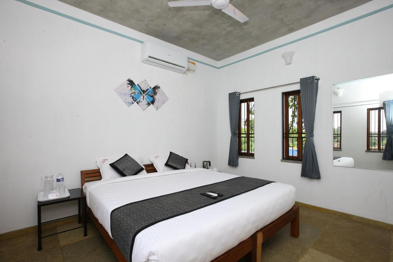 Hotel Du Palais - Auroville Beach Puduccseri Kültér fotó