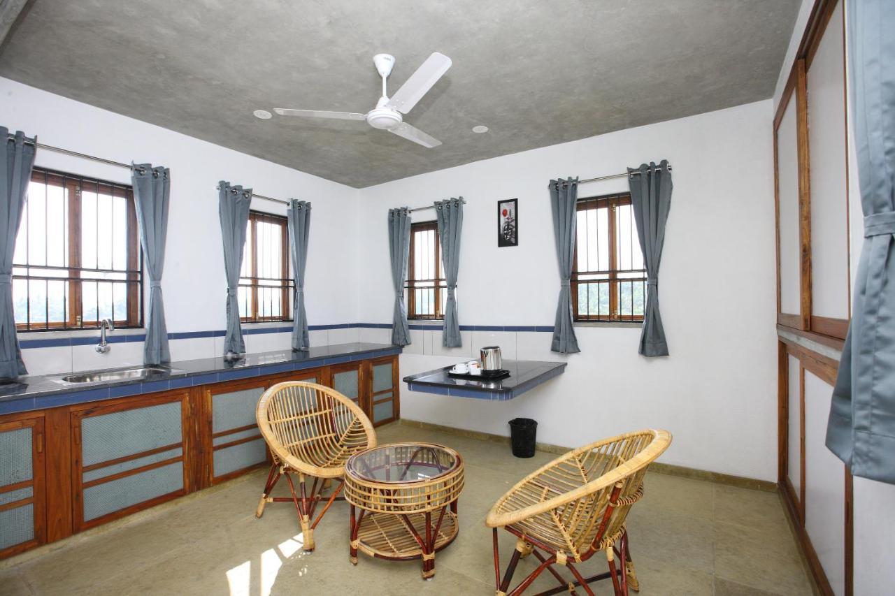 Hotel Du Palais - Auroville Beach Puduccseri Kültér fotó