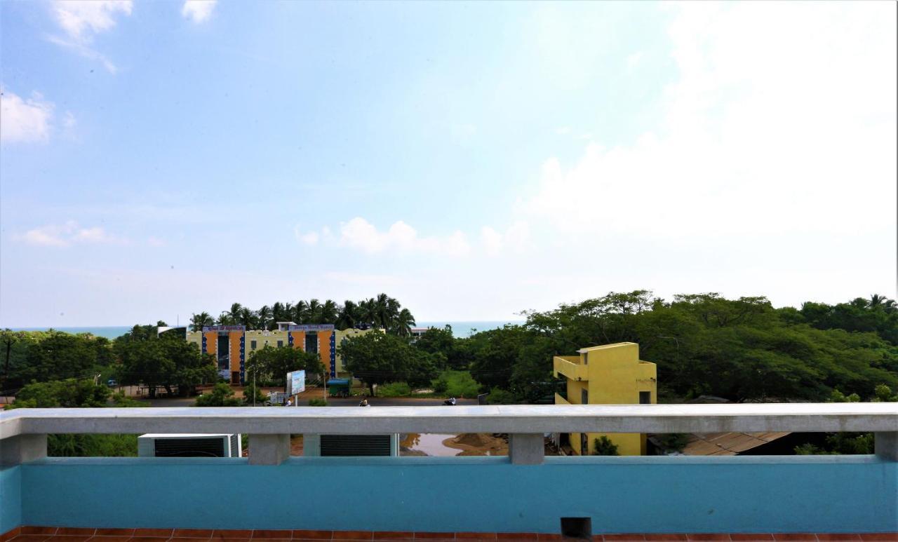 Hotel Du Palais - Auroville Beach Puduccseri Kültér fotó