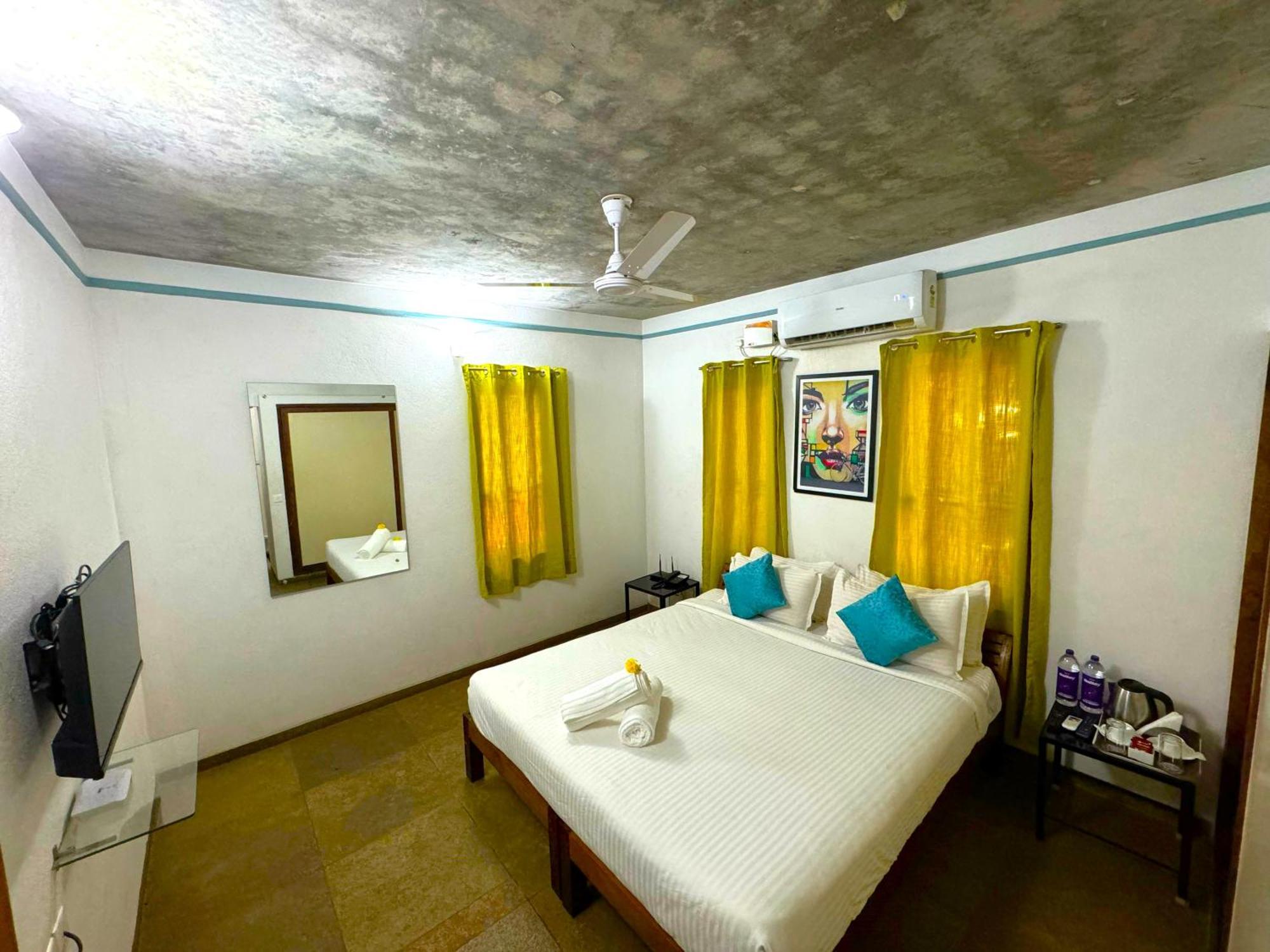 Hotel Du Palais - Auroville Beach Puduccseri Kültér fotó
